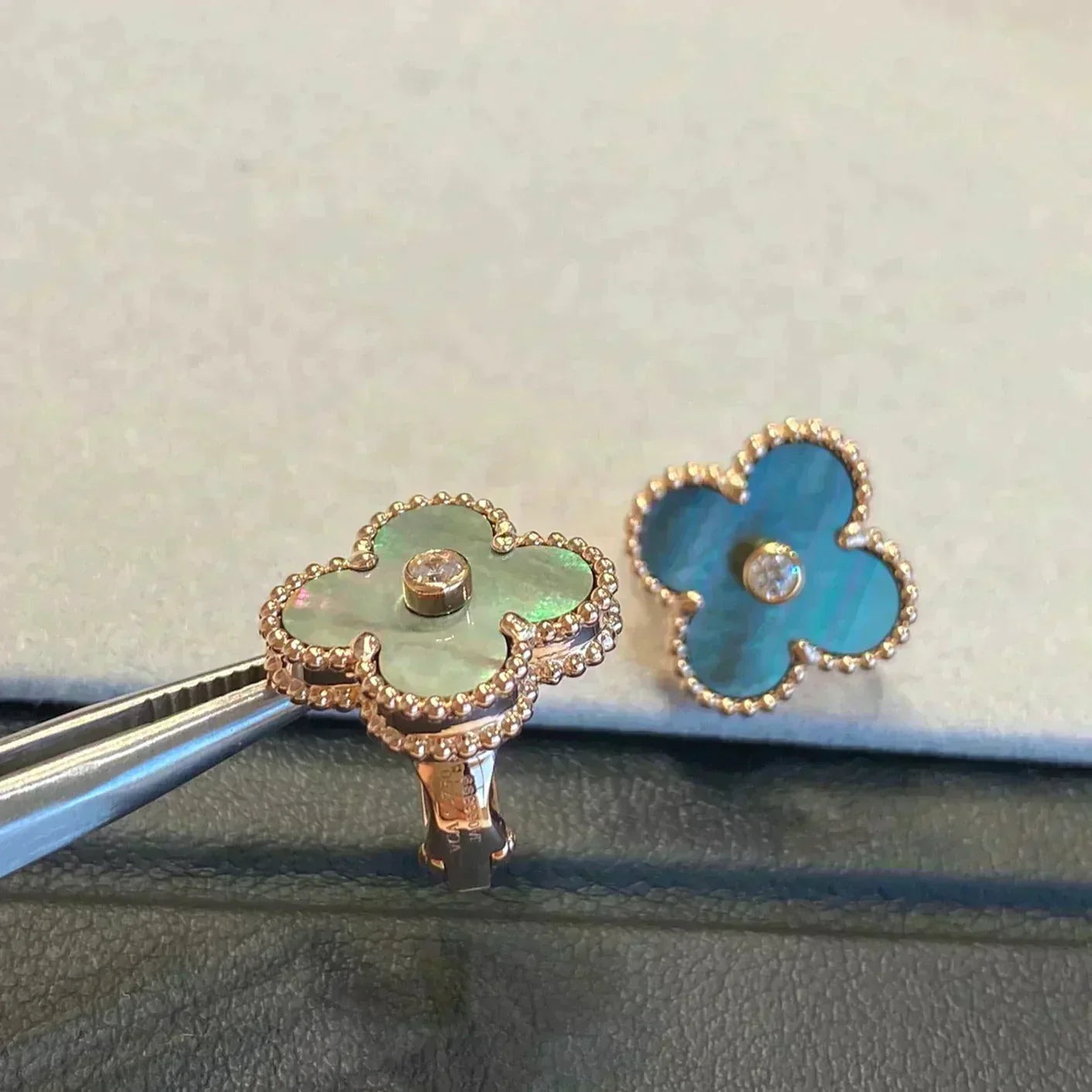 [Eterna Jewels]CLOVER MEDIUM 1 MOTIFS GRAY MOP  DIAMOND EARRINGS