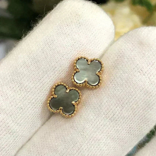 [Eterna Jewels]CLOVER MINI 9.5MM GRAY MOP EARRINGS
