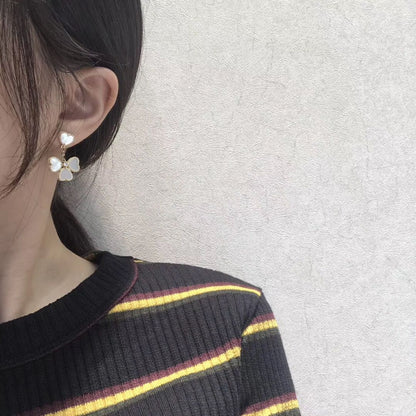 [Eterna Jewels]CLOVER SWEET WHITE MOP EARRINGS
