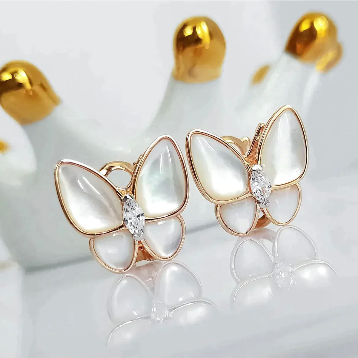 [Eterna Jewels]BUTTERFLY MOP DIAMOND EARRINGS