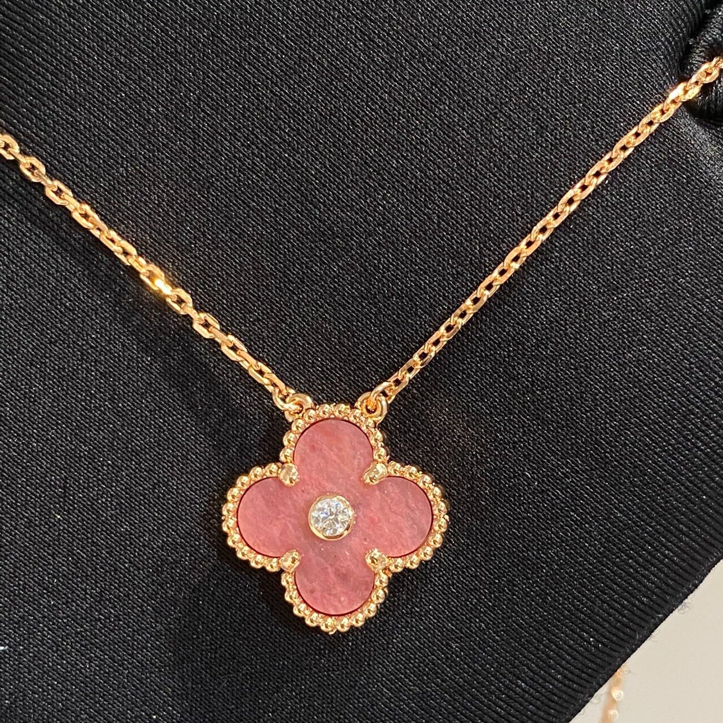 [Eterna Jewels]CLOVER 15MM DIAMOND RHODONITE NECKLACE