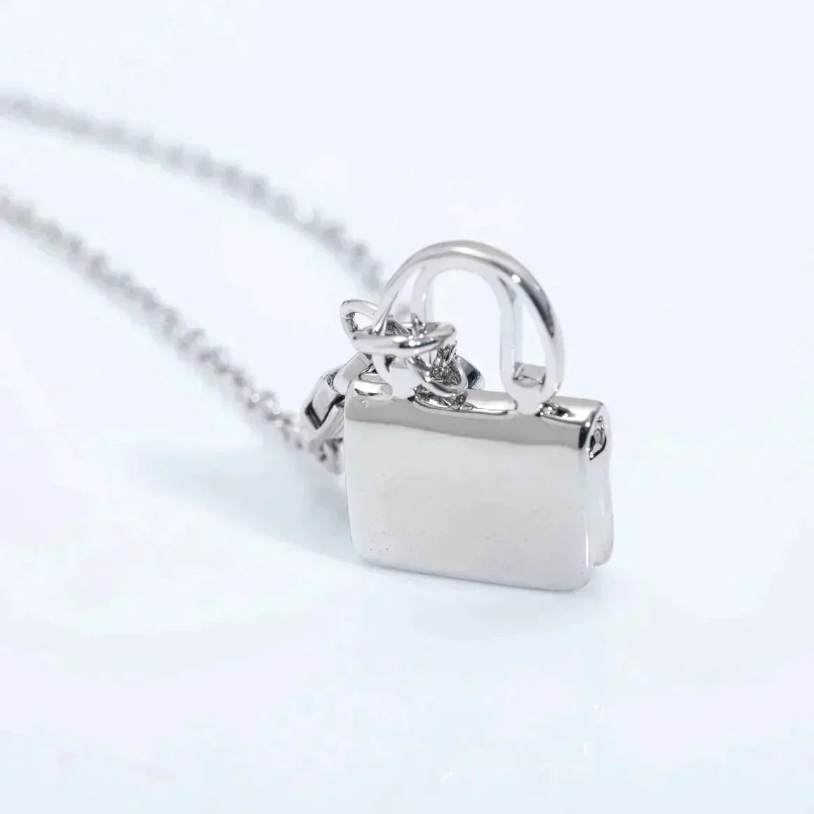 [Eterna Jewels]AMULETTE PEDANT SILVER NECKLACE