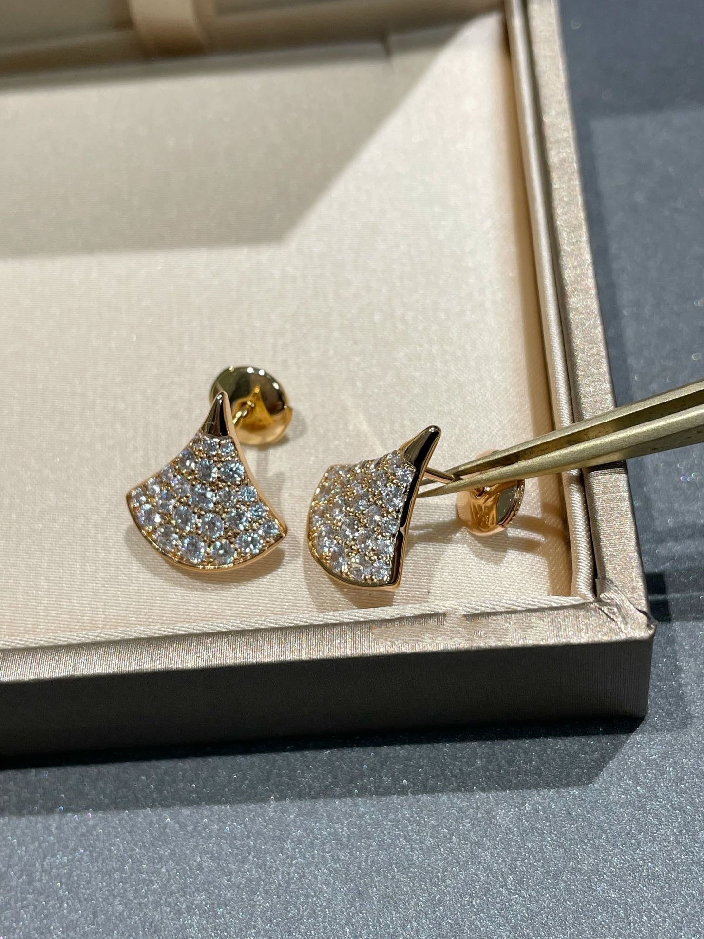 [Eterna Jewels]DREAM STUD EARRINGS DIAMOND