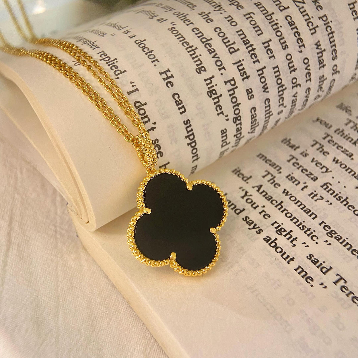 [Eterna Jewels]CLOVER 25MM NECKLACE GOLD ONYX