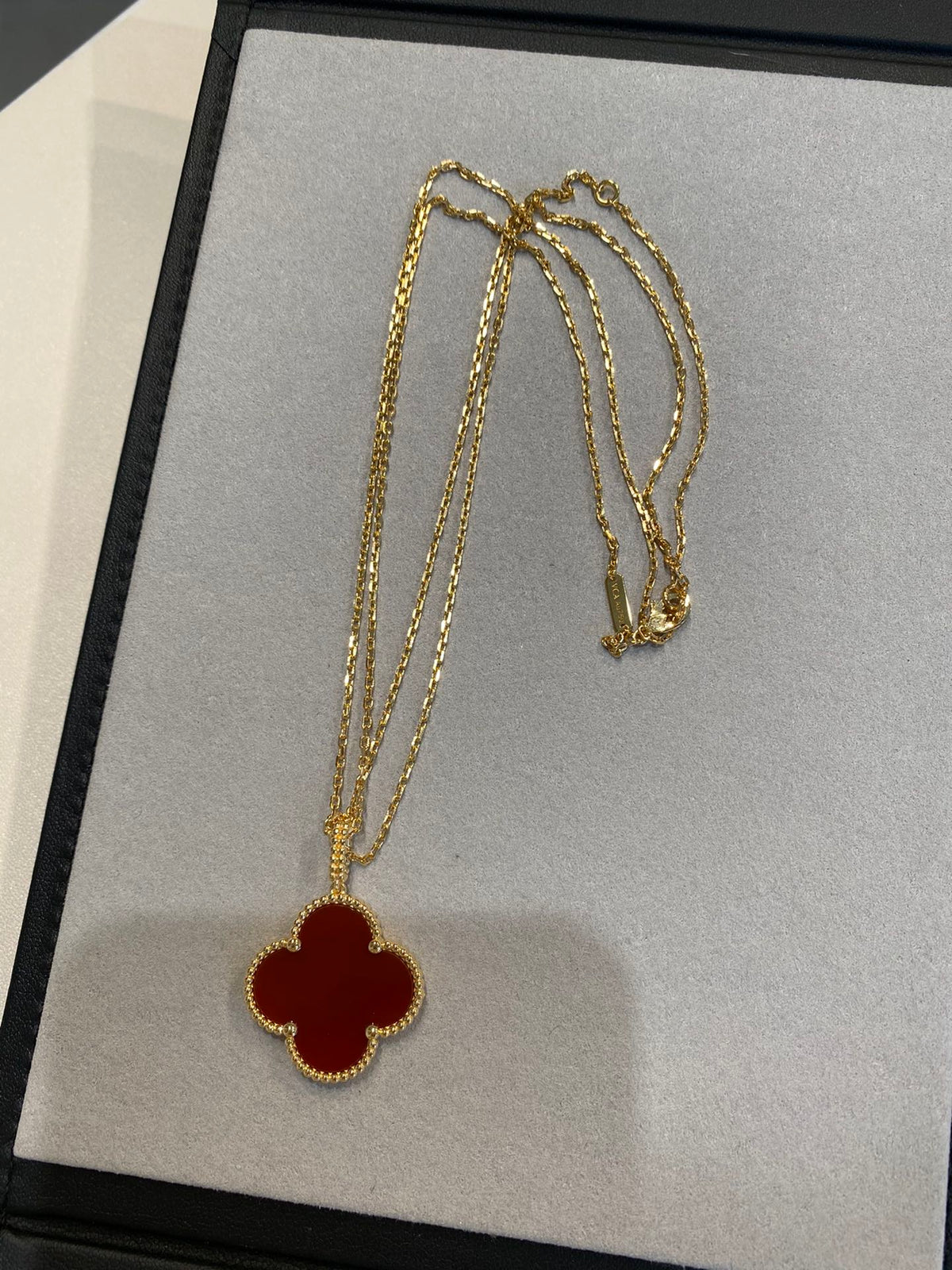 [Eterna Jewels]CLOVER 25MM NECKLACE GOLD CARNELIAN