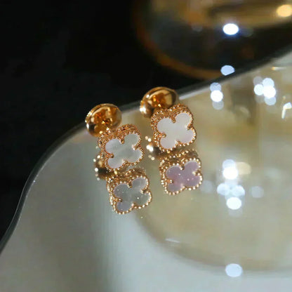 [Eterna Jewels]CLOVER MINI 9.5MM WHITE MOP EARRINGS