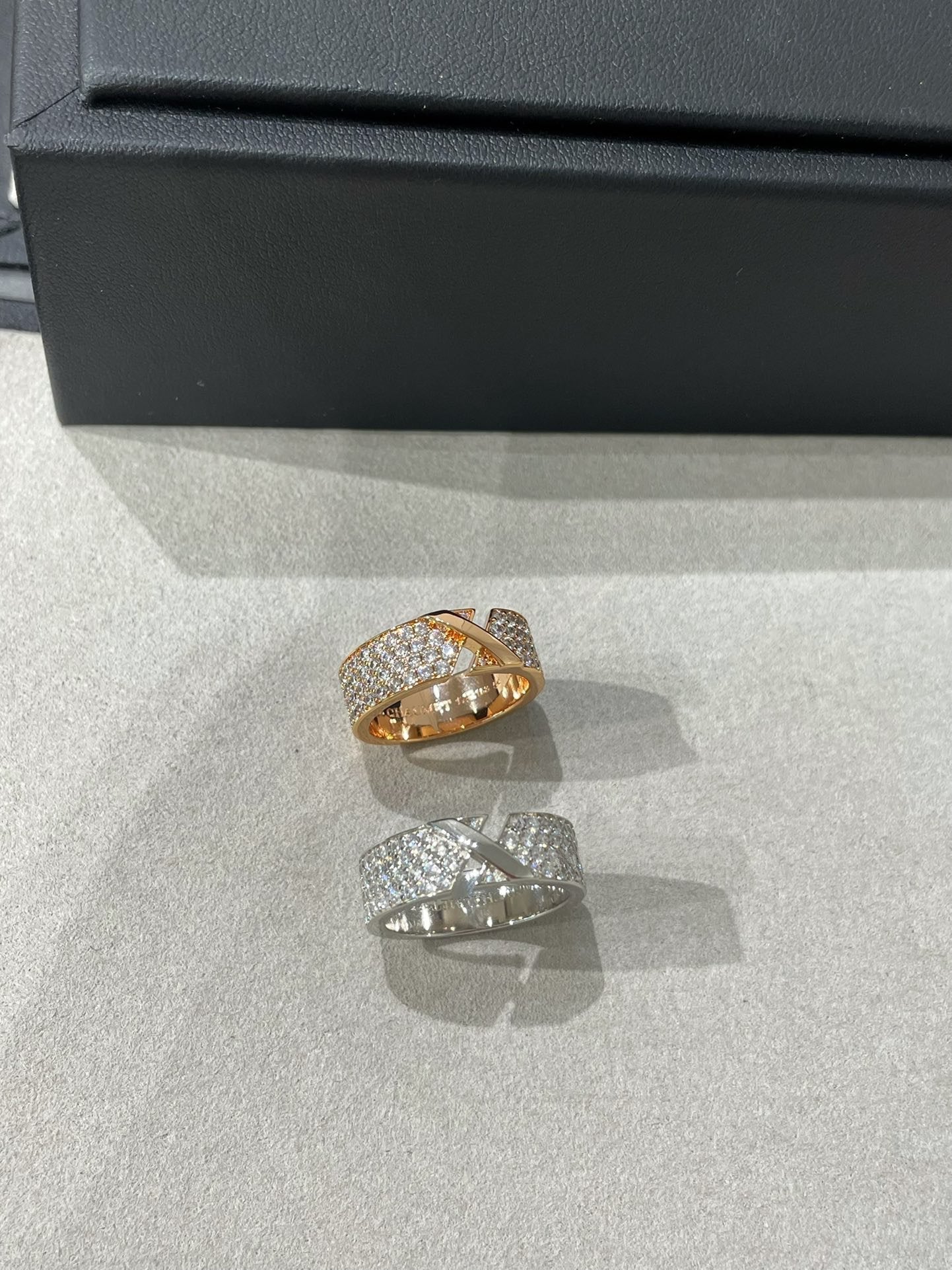 [Eterna Jewels]LIENS EVIDENCE  DIAMOND PAVED RING
