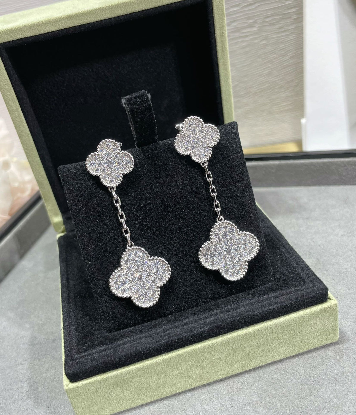 [Eterna Jewels]CLOVER 2 MOTIFS DIAMOND PAVED SILVER EARRINGS