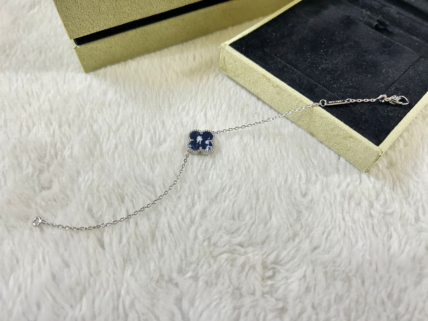 [Eterna Jewels]CLOVER 1 MOTIF PIETERSITE BRACELET