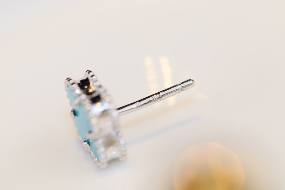 [Eterna Jewels]CLOVER MINI TURQUOISE SILVER STUD EARRINGS