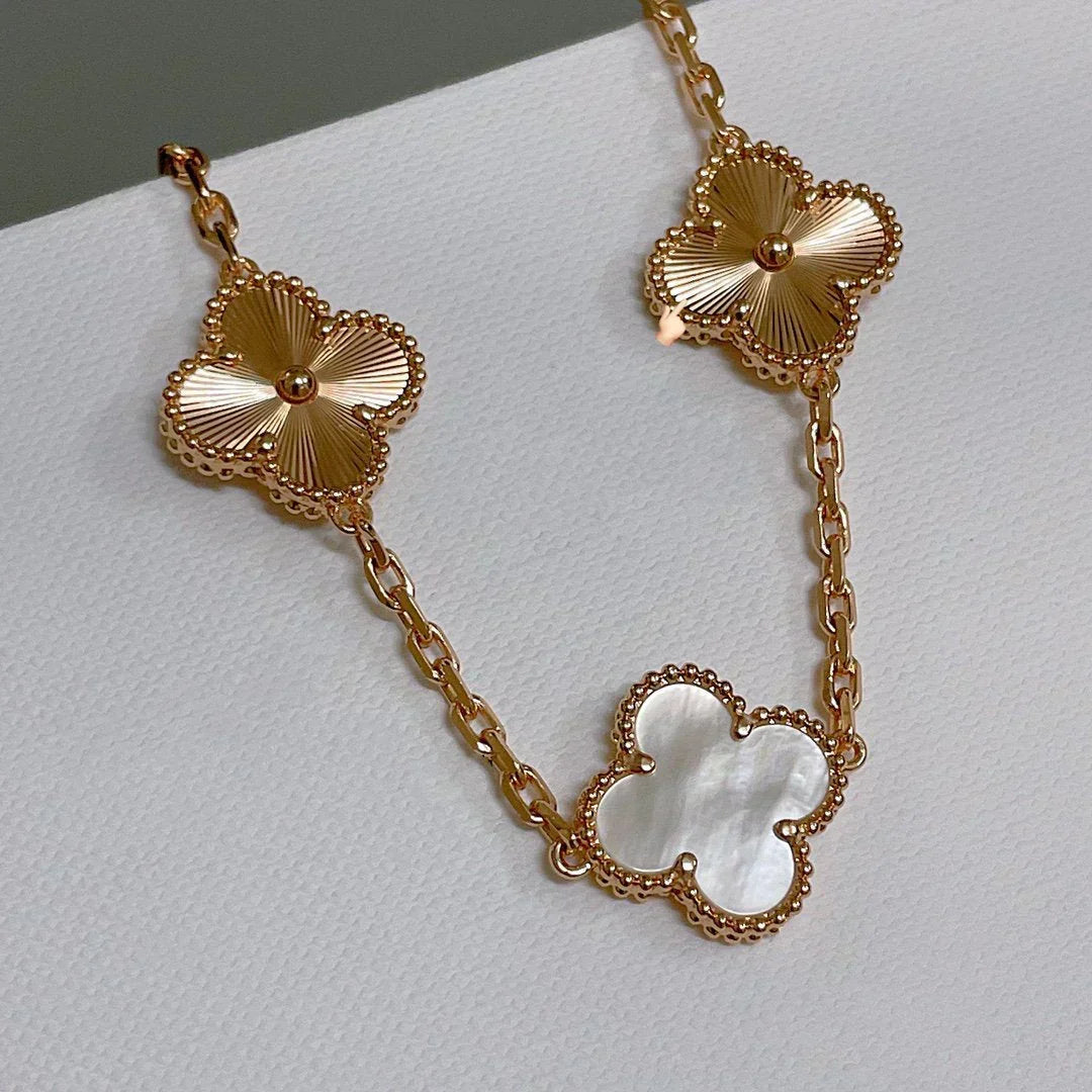 [Eterna Jewels]CLOVER WHITE PEARL MOP 5 MOTIF BRACELET COLLECTION