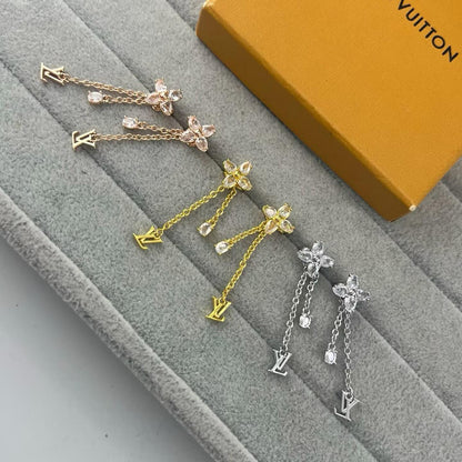 [Eterna Jewels]PLUM DIAMOND LETTER EARRINGS