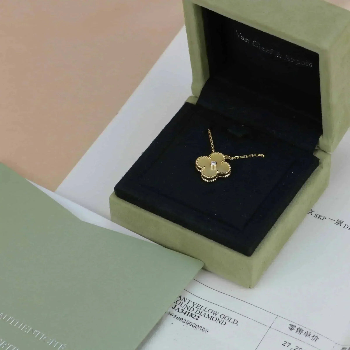 [Eterna Jewels]CLOVER 15MM DIAMOND GOLD MOTHER OF PEARL NECKLACE