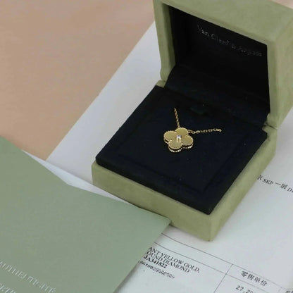 [Eterna Jewels]CLOVER 15MM DIAMOND GOLD MOTHER OF PEARL NECKLACE