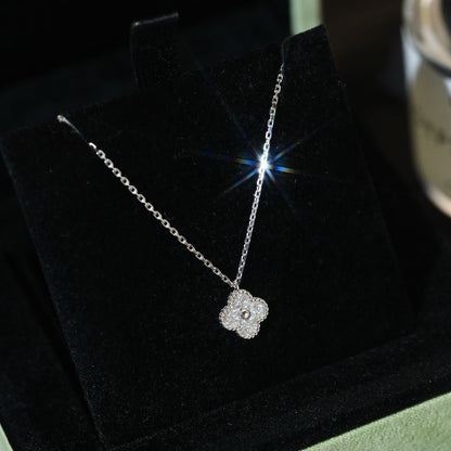 [Eterna Jewels]CLOVER MINI 9.5MM PENDANT DIAMOND NECKLACE
