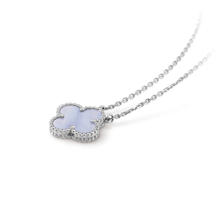 [Eterna Jewels]CLOVER 15MM BLUE CHALCEDONY NECKLACE SILVER