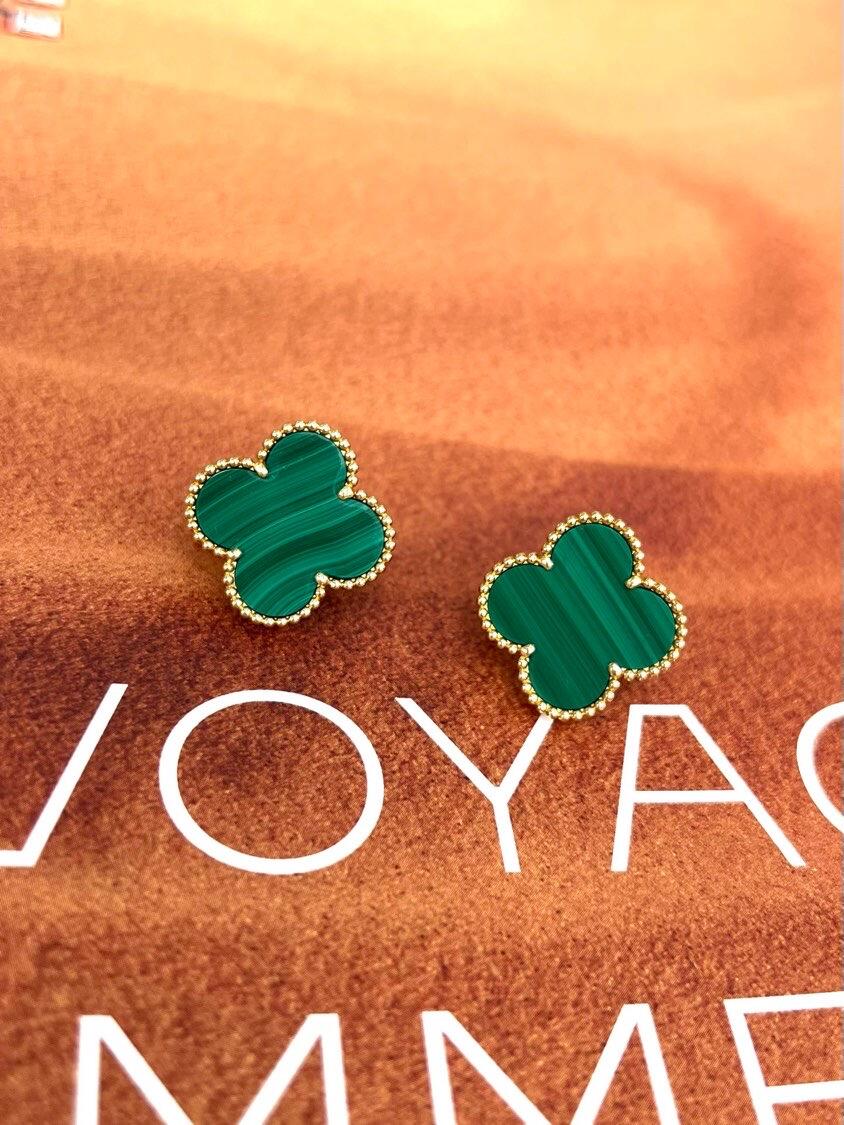 [Eterna Jewels] CLOVER LARGE (20mm) 1 MOTIFS GREENER MOP STUD EARRINGS