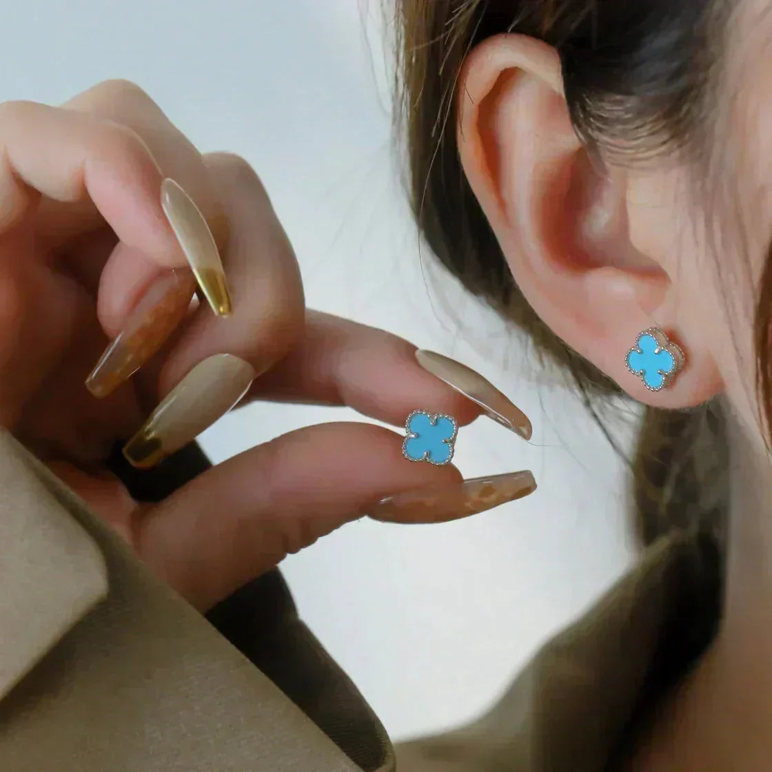 [Eterna Jewels]CLOVER MINI 9.5MM ONYX STUD EARRINGS SILVER