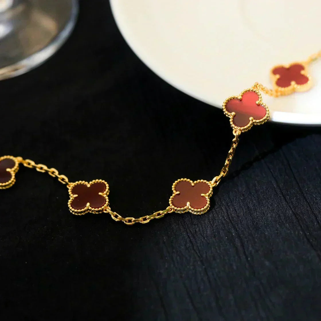 [Eterna Jewels] CLOVER 5 MOTIF RED CORNELIAN BRACELET COLLECTION