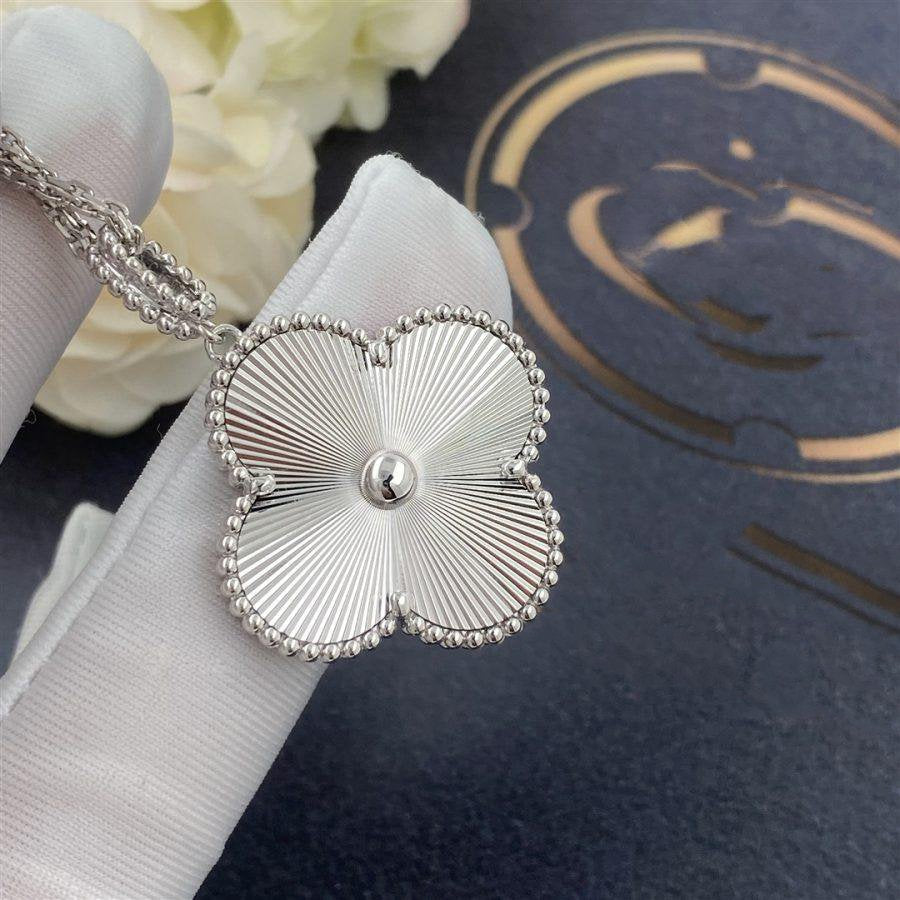 [Eterna Jewels]CLOVER 25MM SILVER BIG CLOVER NECKLACE
