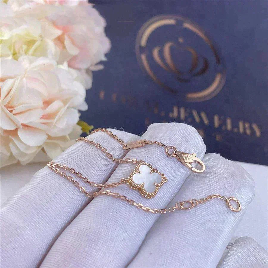 [Eterna Jewels]CLOVER WHITE MOP SINGLE FLOWER BRACELET