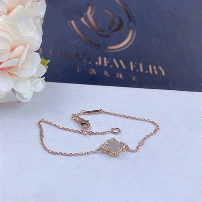 [Eterna Jewels]CLOVER WHITE MOP SINGLE FLOWER BRACELET