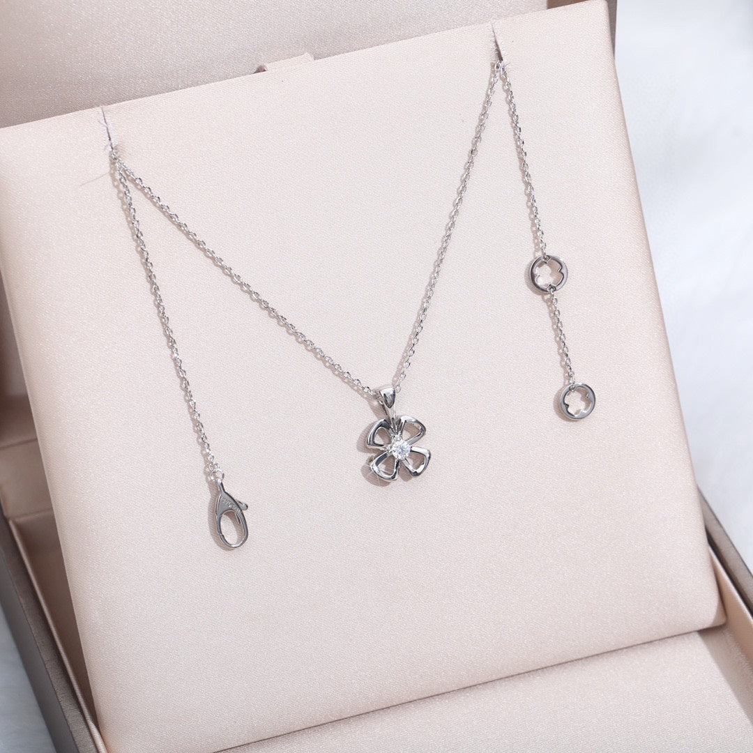 [Eterna Jewels]FIOREVER NECKLACE DIAMOND CENTER